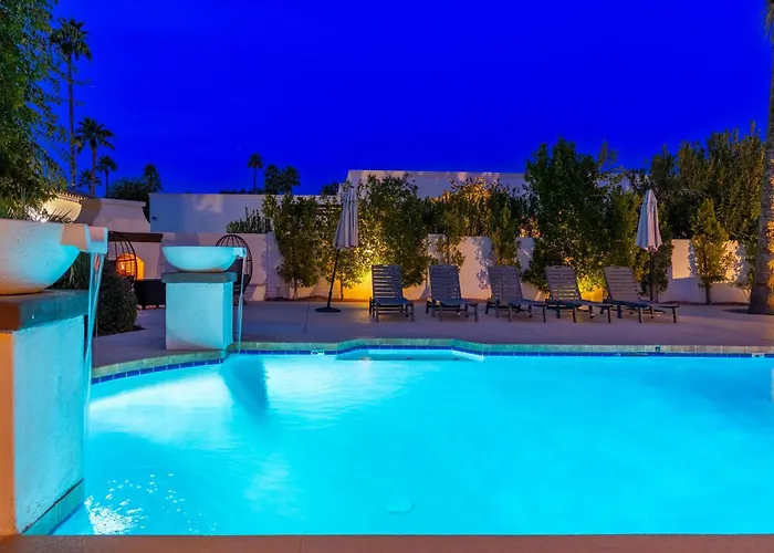 Luxury Desert Oasissport Courttheatergolf *