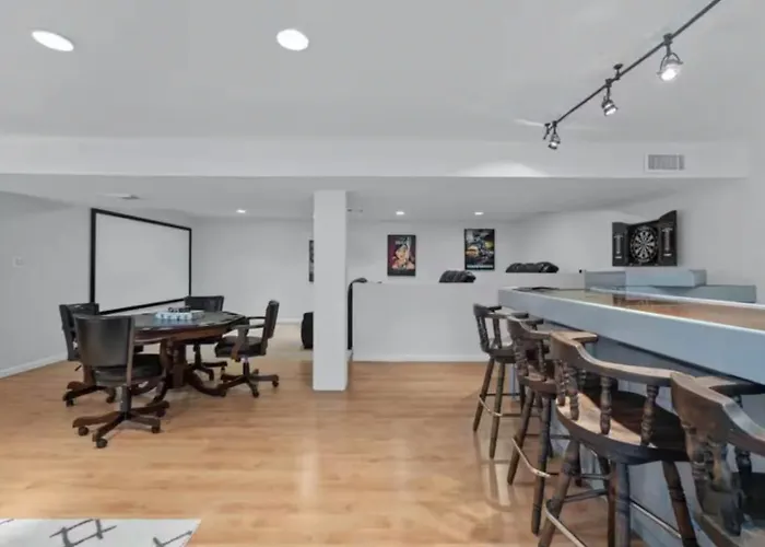 Luxury Desert Oasissport Courttheatergolf Scottsdale