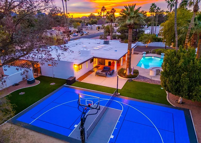 Luxury Desert Oasissport Courttheatergolf Scottsdale